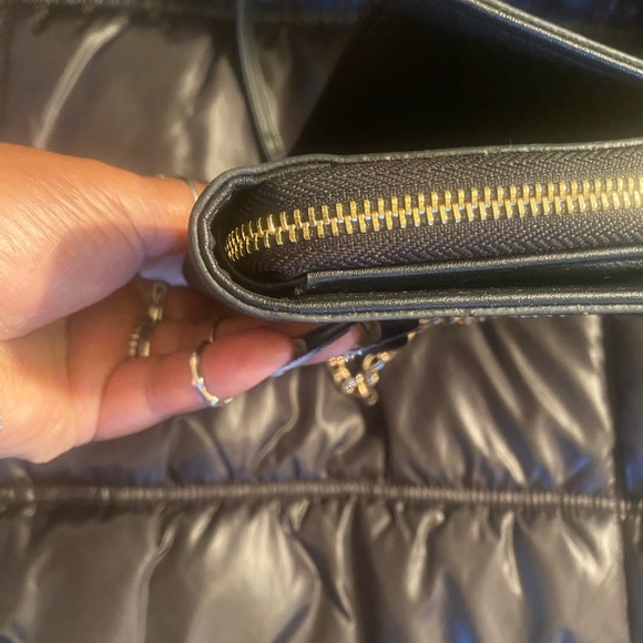 Bebe crossbody wallet - Picture 8 of 13